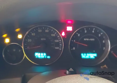 2006 Jeep Commander from USA, damaged, VIN 1J8HG48K36C206294